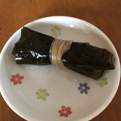 お正月に！
昆布巻き作りました。